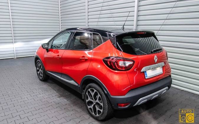 Renault Captur cena 58999 przebieg: 63000, rok produkcji 2017 z Serock małe 562